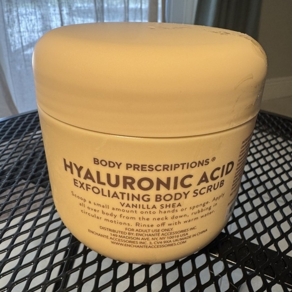 Body Prescriptions Hyaluronic Acid Exfoliating Body Scrub Shea Vanilla 23.6 oz